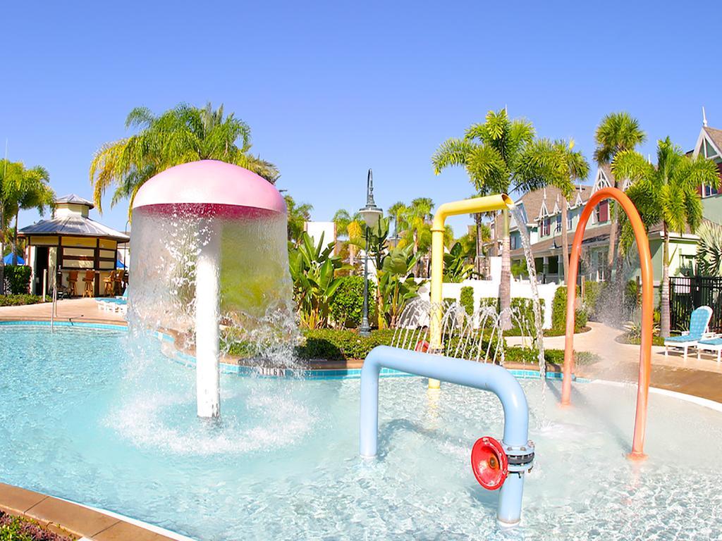 Runaway Beach Resort By Magical Memories -Disney Area Кисими Екстериор снимка